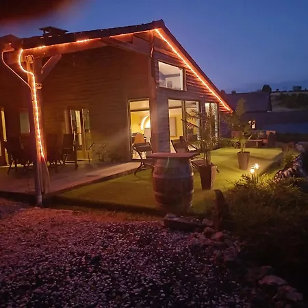 Avec Bain A Remous A Alpesi faház