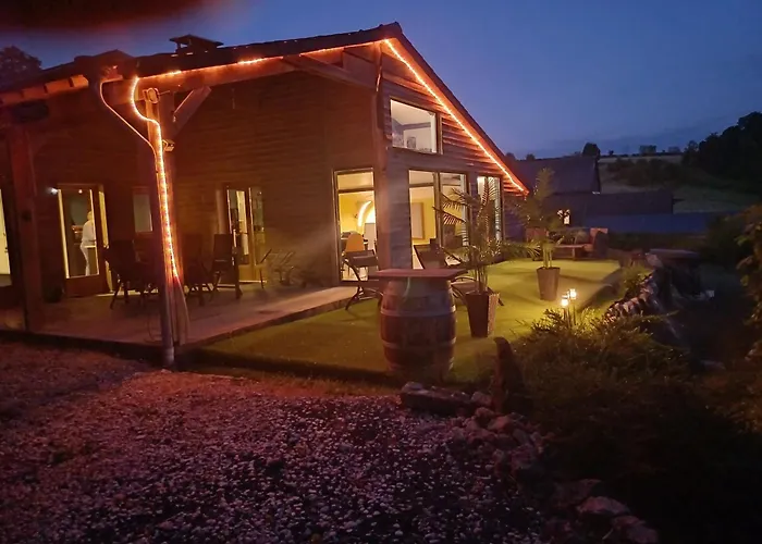 Avec Bain A Remous A Alpehytte